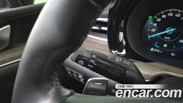 Kia K5 2021 — photo 18