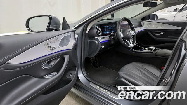 Mercedes-Benz CLS-Class 2019 — photo 10