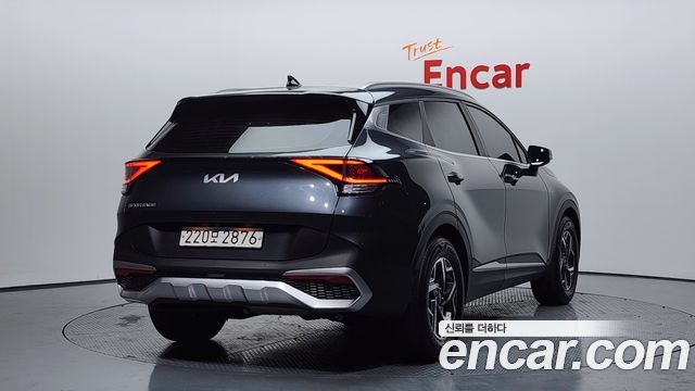 Kia Sportage 2022 — photo 2