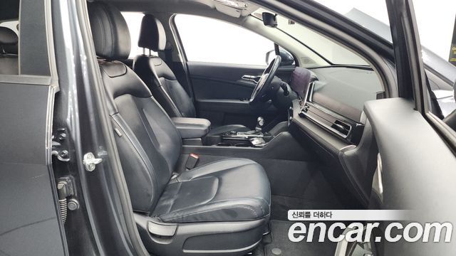 Kia Sportage 2022 — photo 11
