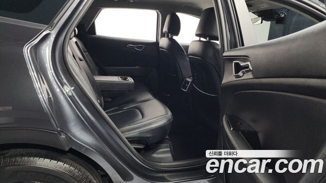Kia Sportage 2022 — photo 12