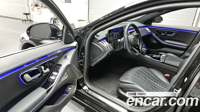 Mercedes-Benz S-Class 2021 — photo 10