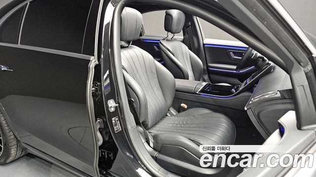 Mercedes-Benz S-Class 2021 — photo 12