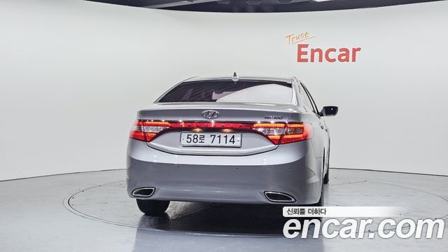 Hyundai Grandeur 2011 — photo 4
