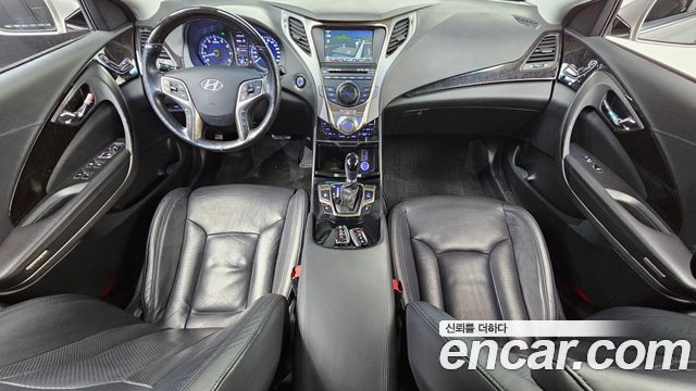 Hyundai Grandeur 2011 — photo 7