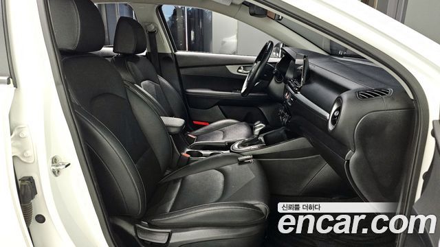 Kia K3 2020 — photo 10