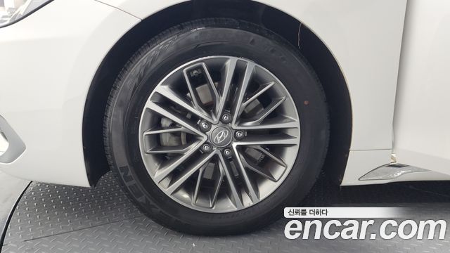 Hyundai Grandeur 2018 — photo 5