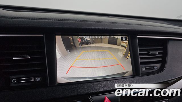 Kia K7 2019 — photo 15