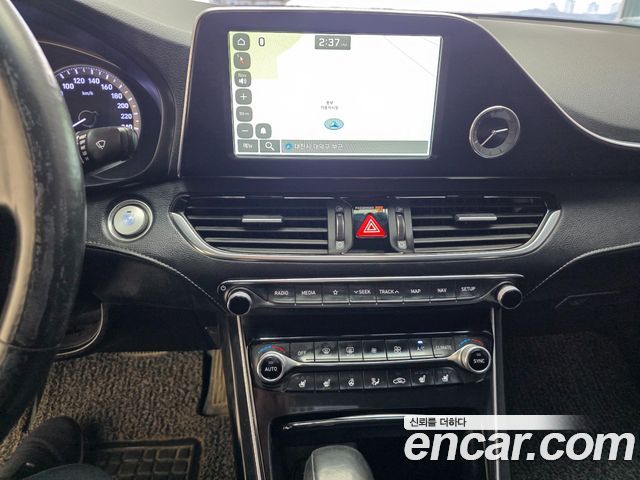 Hyundai Grandeur 2017 — photo 16