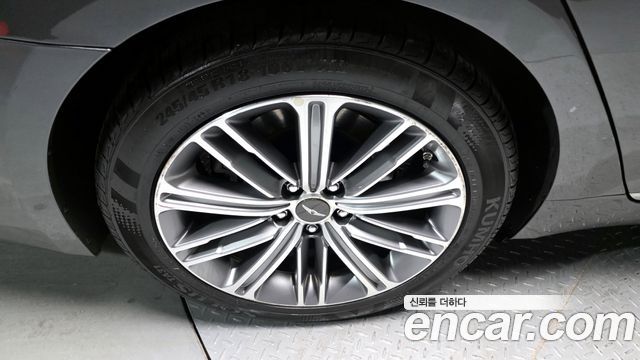 Genesis G80 2017 — photo 5