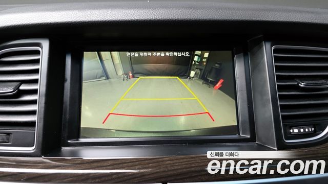 Genesis G80 2017 — photo 15