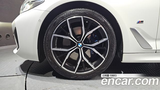 BMW 5-Series 2021 — photo 5
