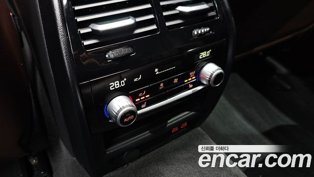 BMW 5-Series 2021 — photo 20