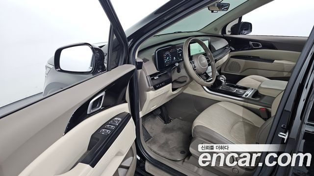 Kia Canival 2023 — photo 10