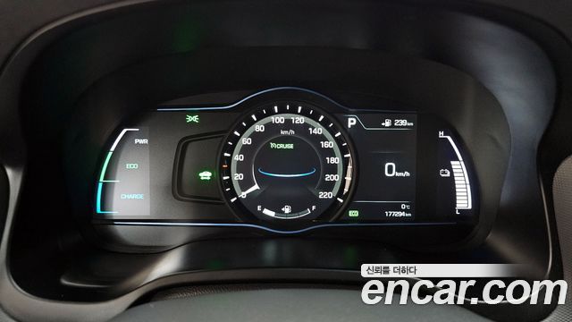 Hyundai Ioniq 2016 — photo 8