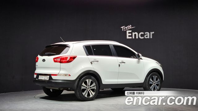 Kia Sportage 2012 — photo 2