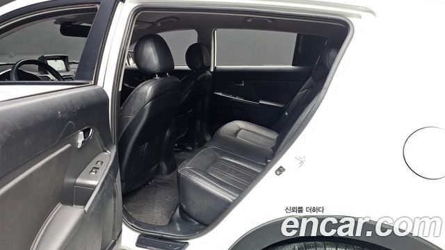 Kia Sportage 2012 — photo 12