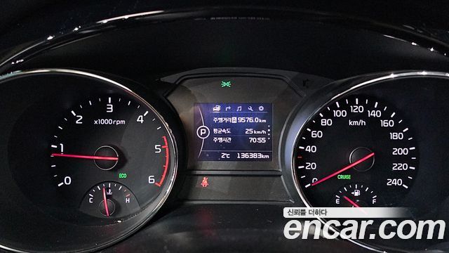Kia Canival 2017 — photo 8