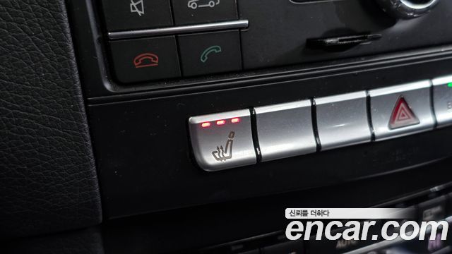 Mercedes-Benz E-Class 2016 — photo 17