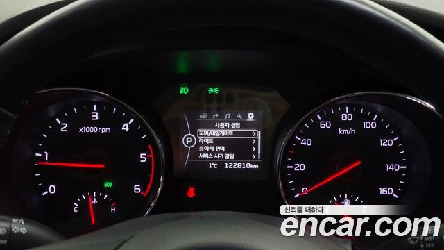 Kia Canival 2016 — photo 8