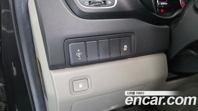 Kia Canival 2016 — photo 13