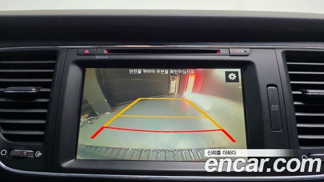Kia Canival 2016 — photo 17