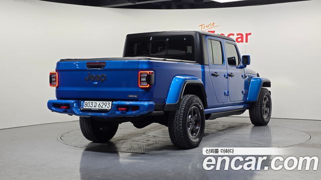 Jeep Gladiator 2021 — photo 2