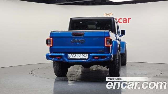 Jeep Gladiator 2021 — photo 4