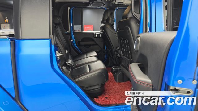 Jeep Gladiator 2021 — photo 12