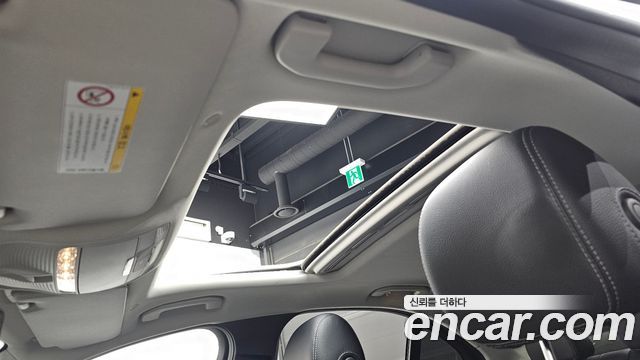 Mercedes-Benz C-Class 2020 — photo 20