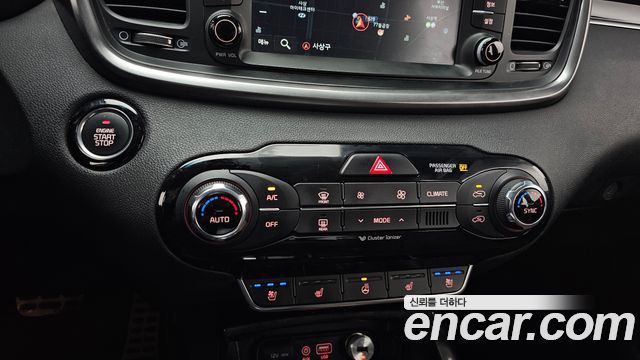 Kia Sorento 2017 — photo 16