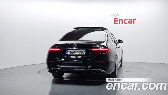 Mercedes-Benz S-Class 2023 — photo 4