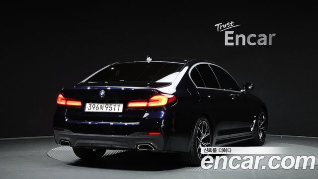 BMW 5-Series 2021 — photo 2