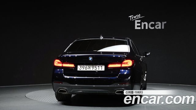 BMW 5-Series 2021 — photo 4