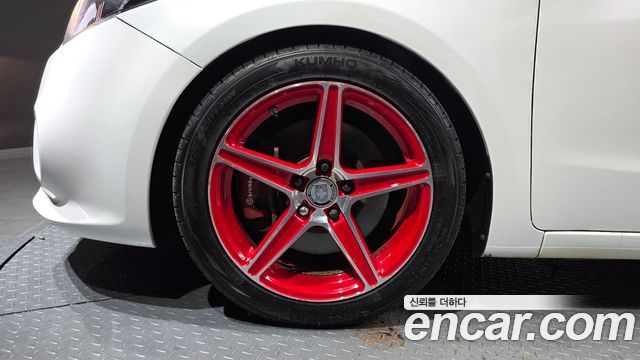 Kia K3 2014 — photo 5