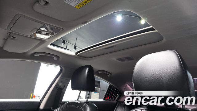 Kia K3 2014 — photo 19