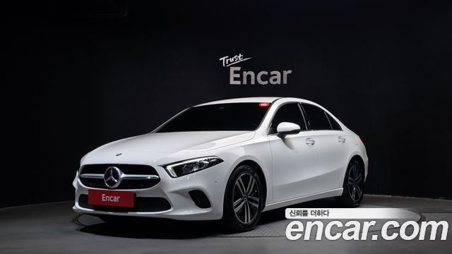 Mercedes-Benz A-Class 2022 — photo 1