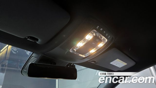 Mercedes-Benz A-Class 2022 — photo 19
