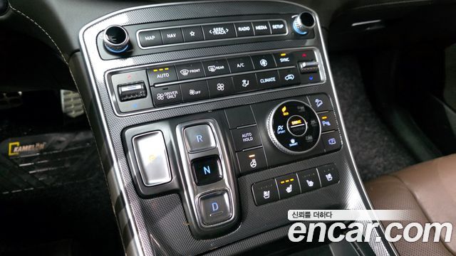 Hyundai Santafe 2022 — photo 9