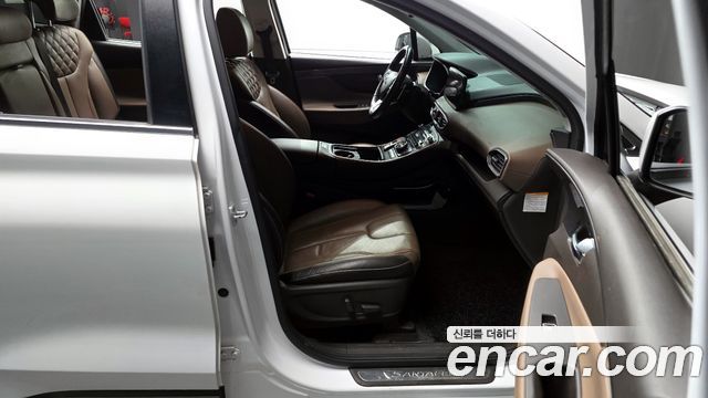 Hyundai Santafe 2022 — photo 11
