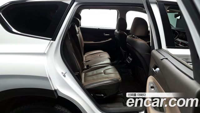 Hyundai Santafe 2022 — photo 12