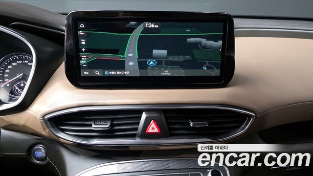 Hyundai Santafe 2022 — photo 14
