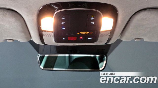 Hyundai Santafe 2022 — photo 17