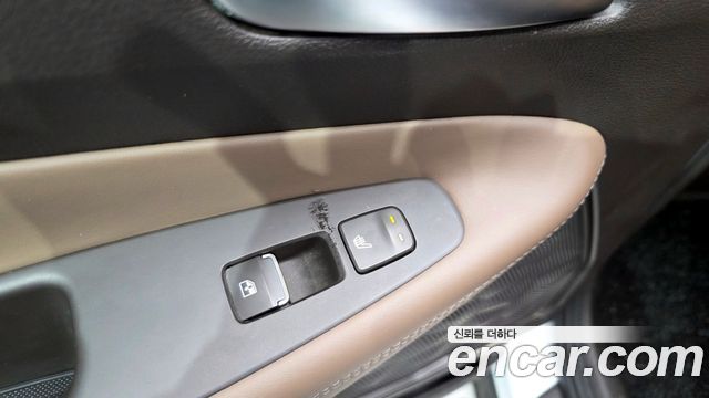 Hyundai Santafe 2022 — photo 19