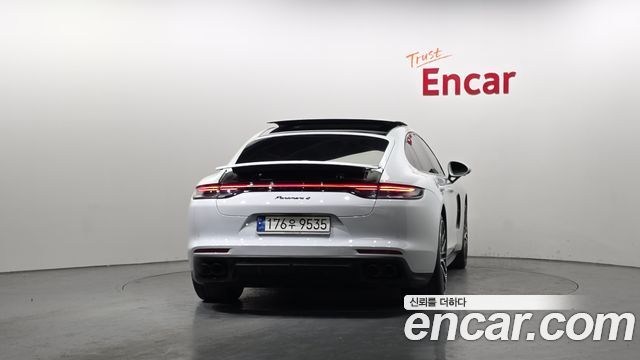 Porsche Panamera 2023 — photo 4