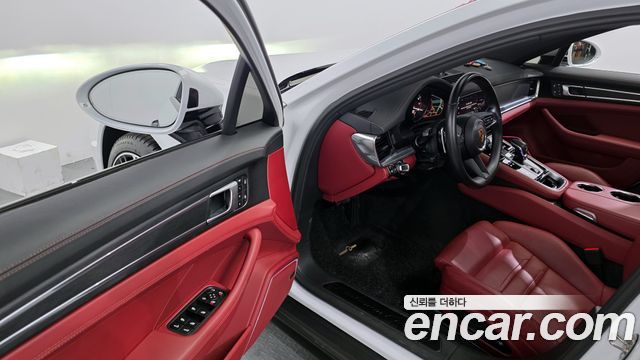 Porsche Panamera 2023 — photo 10