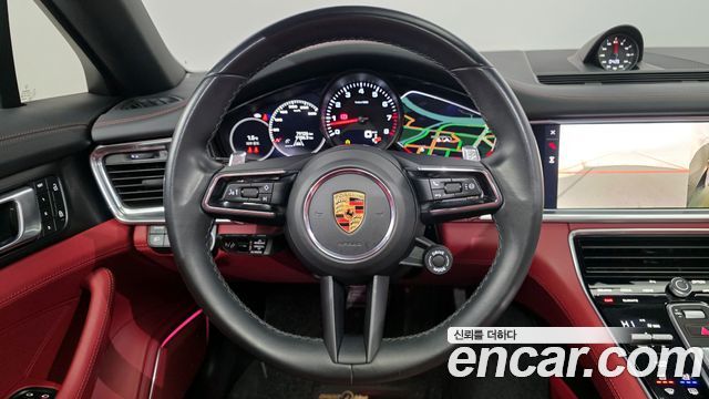 Porsche Panamera 2023 — photo 13