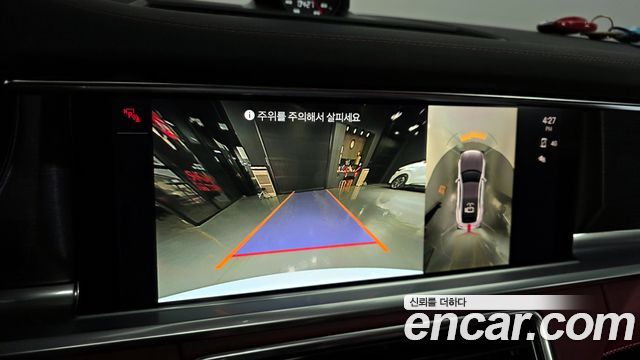 Porsche Panamera 2023 — photo 18