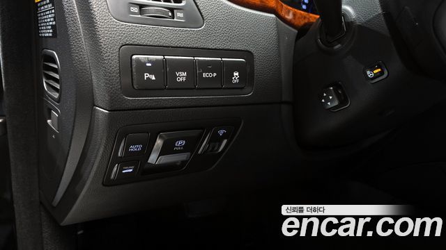 Hyundai Equus 2012 — photo 13