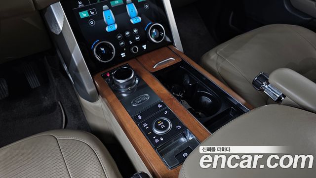Land Rover Range Rover 2018 — photo 9